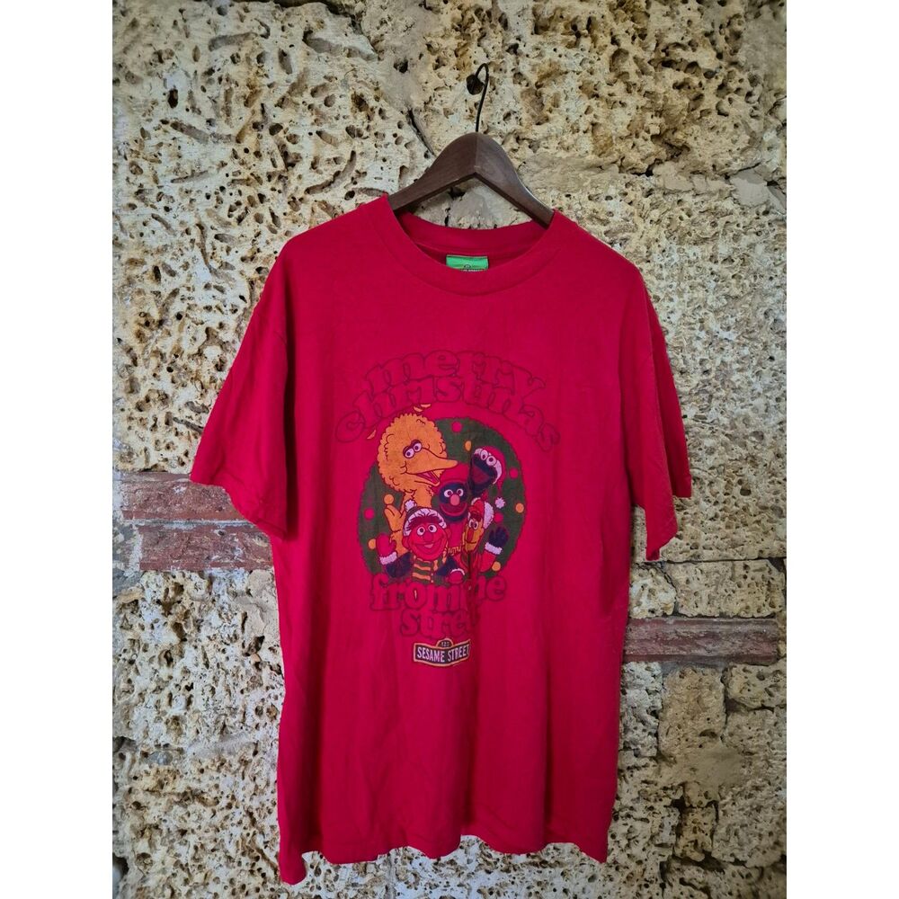 Sesame Street Merry Christmas From the Street Graphic T Shirt Red Large